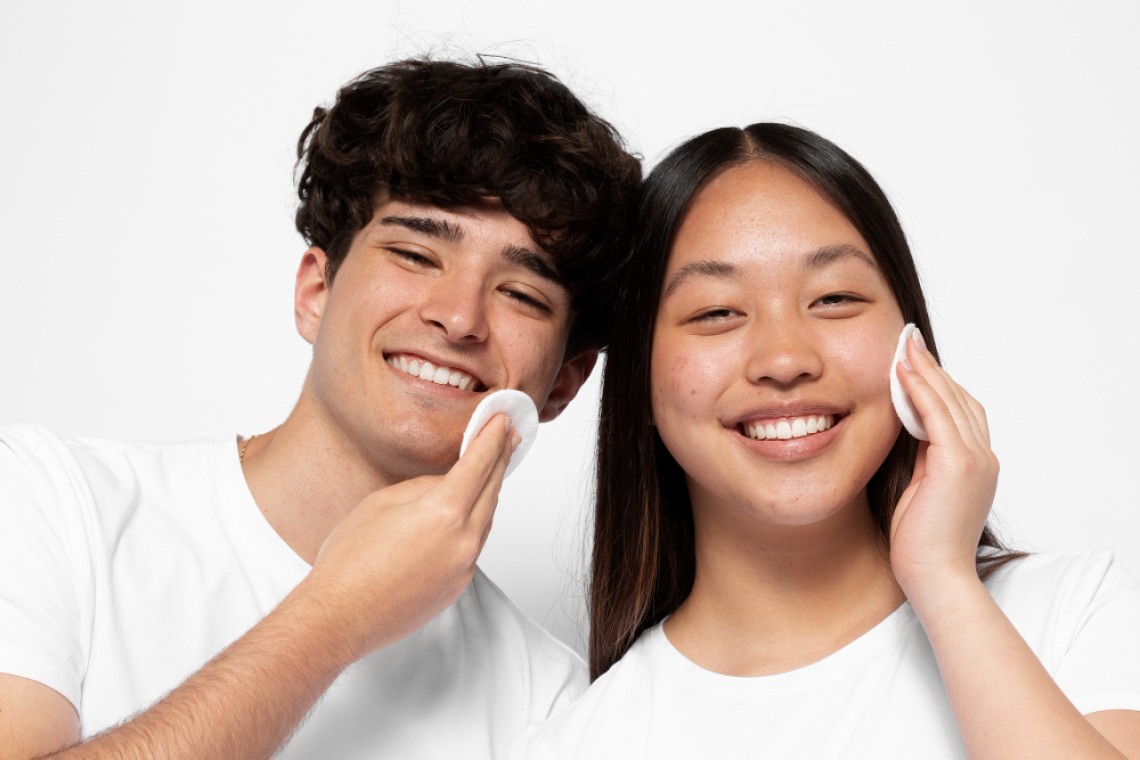 Skincare για Εφήβους:  Βήμα-βήμα Οδηγός για Καθαρό και Υγιές Δέρμα