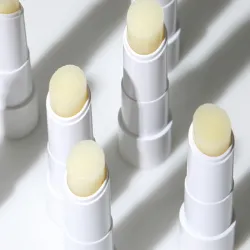 Protective Lip Balm Block Stick SPF15 - Protective Lip Balm in Stick
