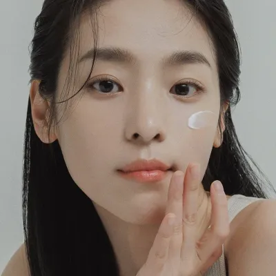 Sedum Hyaluron Sunscreen Protection Tube Αντηλιακό Προσώπου SPF 50+ 50ml Sedum Hyaluron Sunscreen Protection Tube Αντηλιακό Προσώπου SPF 50+ 50ml