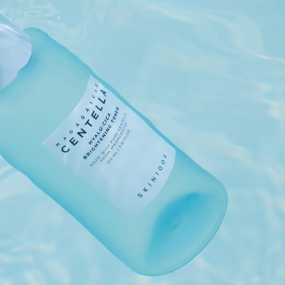 Madagascar Centella Hyalu-Cica Brightening Toner – Απολέπιση, Ενυδάτωση & Λάμψη με AHA, LHA & Centella 210ml