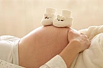 Skincare στην Εγκυμοσύνη: Ασφαλής Περιποίηση για μέλλουσες μαμάδες