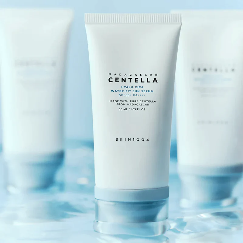 Madagascar Centella Hyalu-Cica Water-Fit Sun Serum SPF50+ PA++++ 50ml - Skin1004 - glowfit.gr